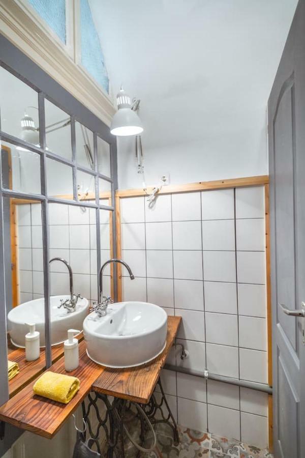 A Szoba Apartman Pecs Bagian luar foto